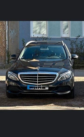 Schwarz Gebraucht 2017 Mercedes C200 Exclusive Kombi | 14.650 € (Superpreis) - Bild 1/4