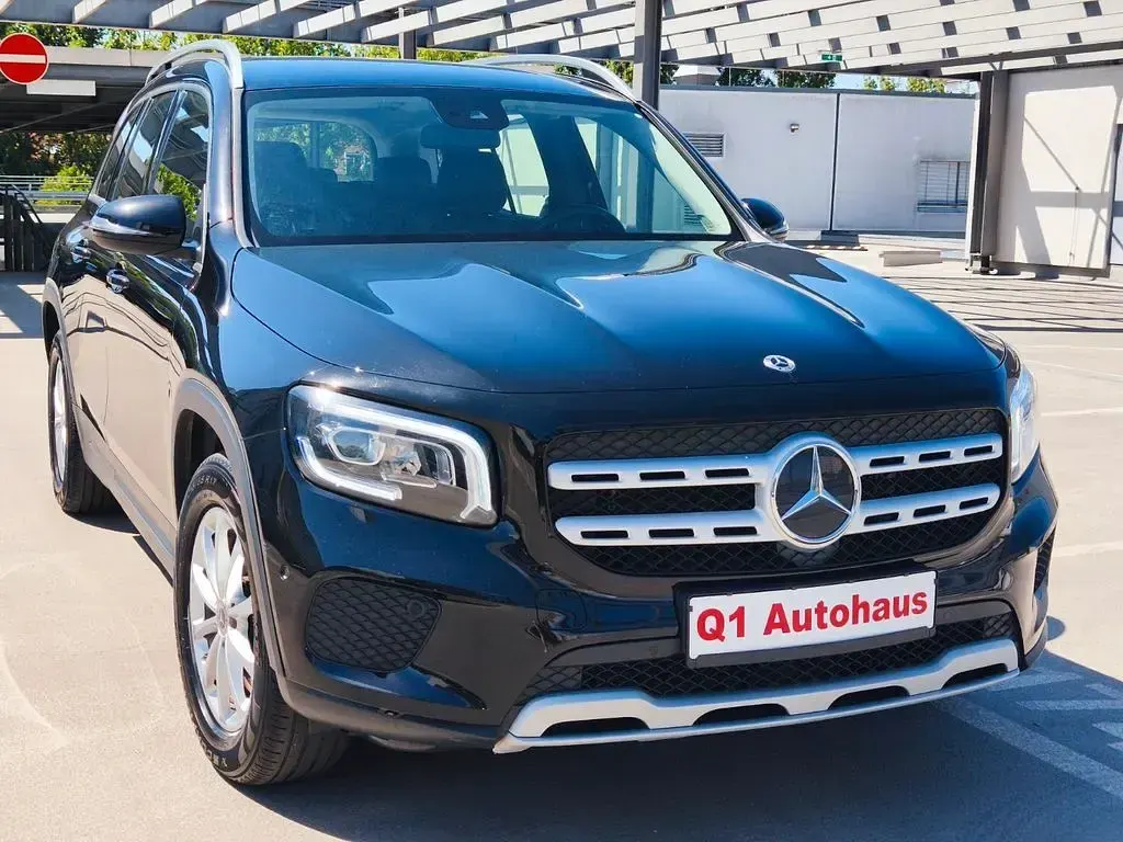 Gebraucht Mercedes GLB180 116 PS (85 kW) 2023 Schwarz SUV