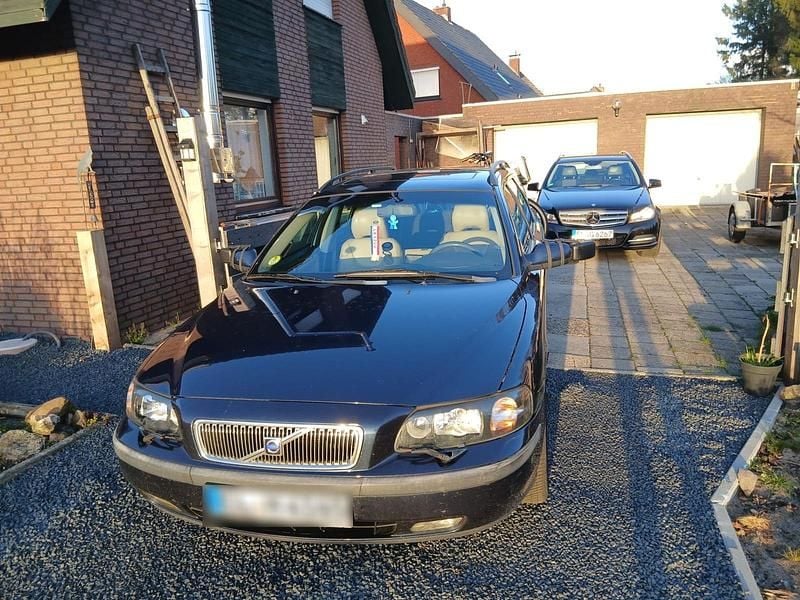 Gebraucht Volvo V70 2003 Blau Kombi