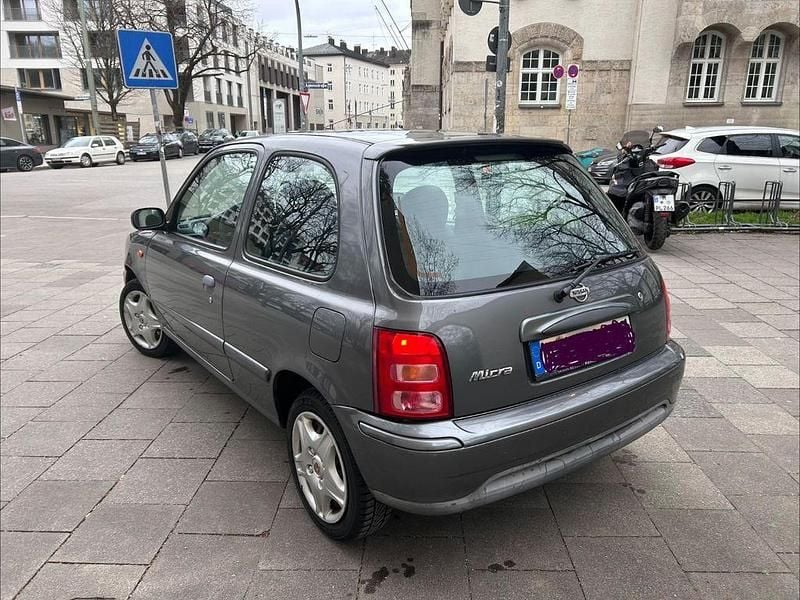 Gebraucht Nissan Micra 60 PS (44 kW) 2002 Grau Kleinwagen