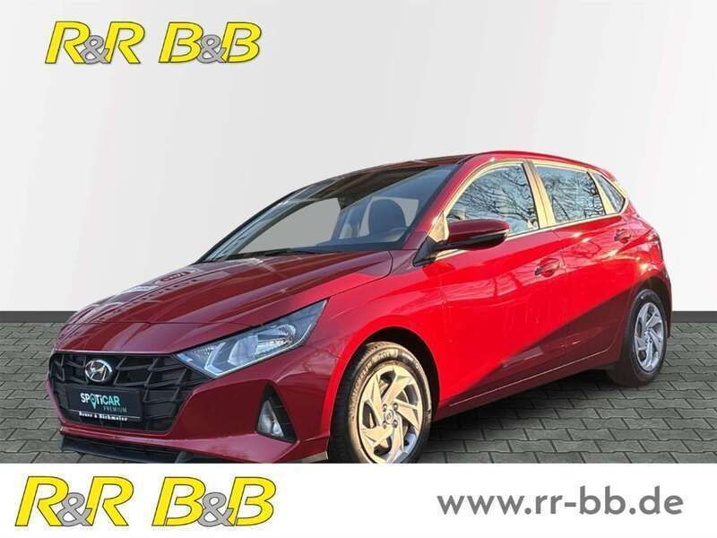 Rot (metallic) Gebraucht 2023 Hyundai i20 Select Limousine | 13.980 € (Etwas zu teuer) - Bild 1/4