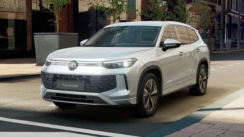 Gebraucht VW Tayron Life 150 PS (110 kW) 2025 Silber SUV