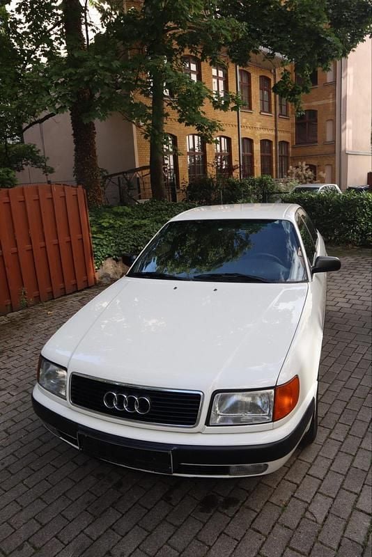 Gebraucht Audi 100 150 PS (110 kW) 1992 Weiß Limousine