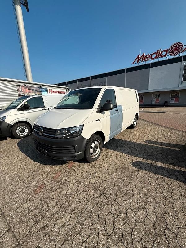 Gebraucht VW Transporter 199 PS (146 kW) 2018 Weiß Van