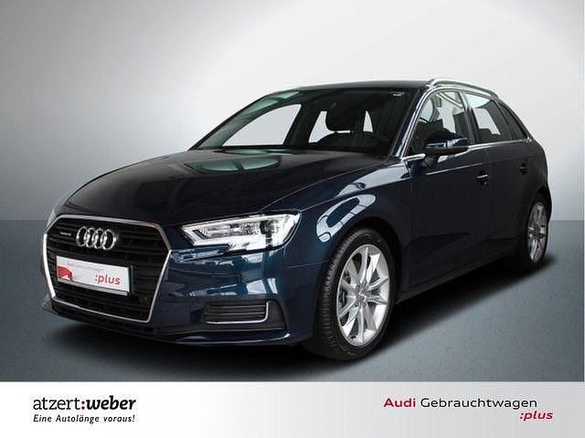 Blau Gebraucht 2017 Audi A3 Sportback Design Limousine | 19.990 € (Fairer Preis) - Bild 1/4