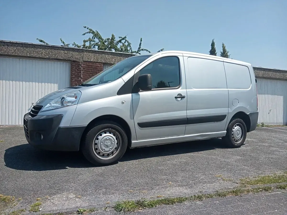 Gebraucht Peugeot Expert 90 PS (66 kW) 2016 Van