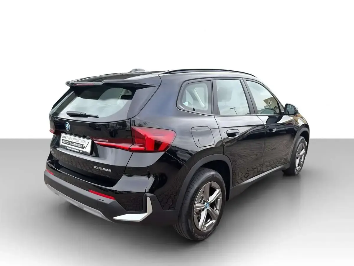 Gebraucht BMW X1 136 PS (100 kW) 2023 Schwarz SUV