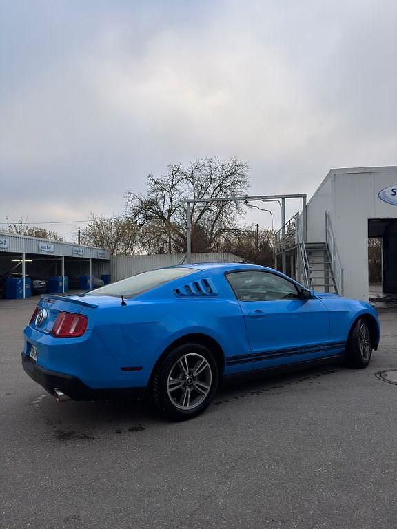 Gebraucht Ford Mustang 219 PS (161 kW) 2009 Blau Limousine