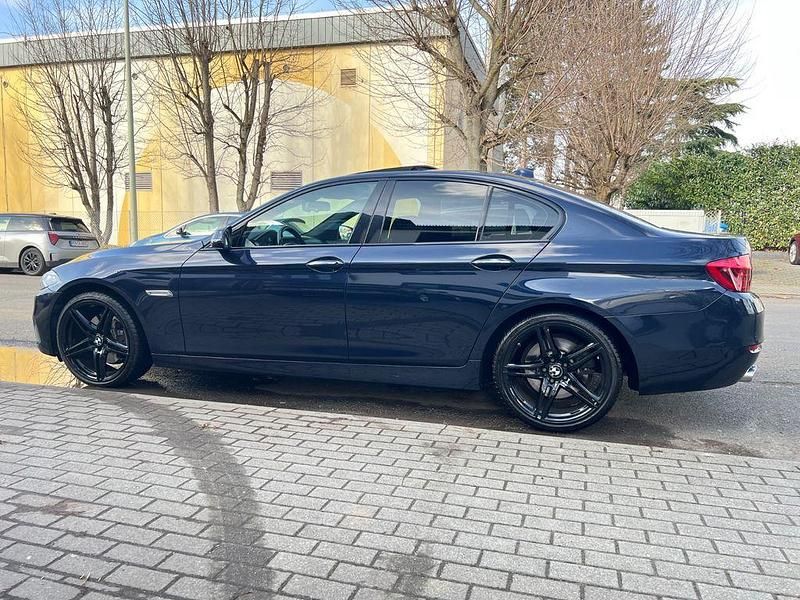 Gebraucht BMW 530 Performance 258 PS (189 kW) 2014 Blau Limousine