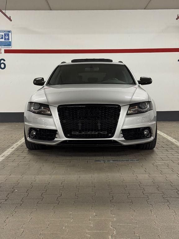 Gebraucht Audi RS4 Ambiente 477 PS (350 kW) 2009 Silber Kombi