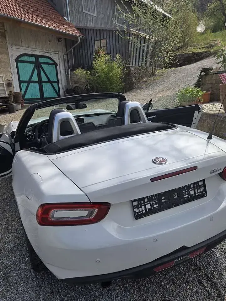 Gebraucht Fiat 124 Spider 140 PS (102 kW) 2018 Cabrio