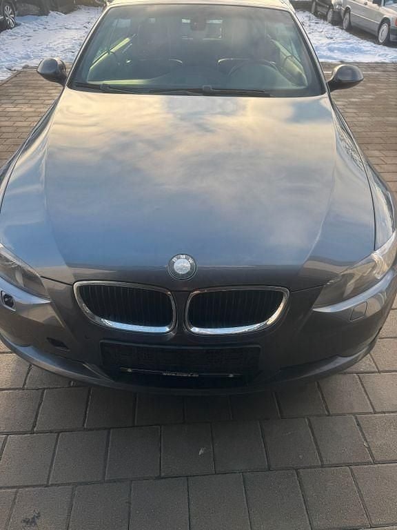 Gebraucht BMW 320 Cabriolet 170 PS (125 kW) 2007 Grau Cabrio