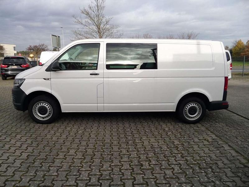 Gebraucht VW Transporter 150 PS (110 kW) 2019 Candyweiss Van