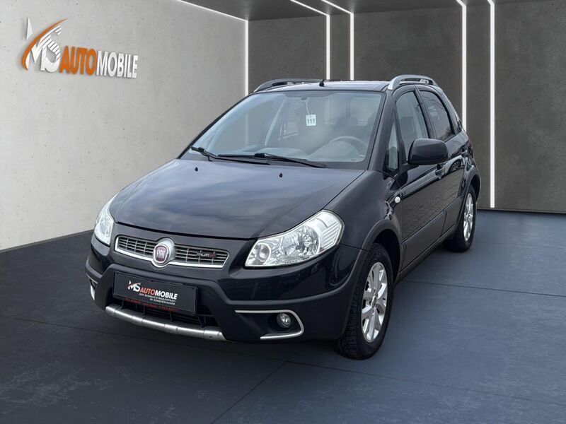 Schwarz Gebraucht 2010 Fiat Sedici Emotion SUV | 5.900 € - Bild 1/4