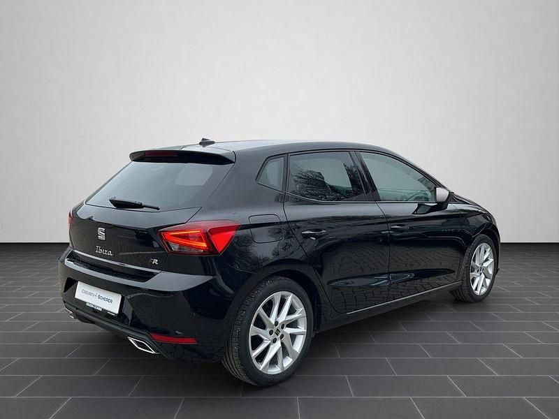 Gebraucht Seat Ibiza FR 95 PS (69 kW) 2025 Midnight schwarz metallic (metallic) Kleinwagen