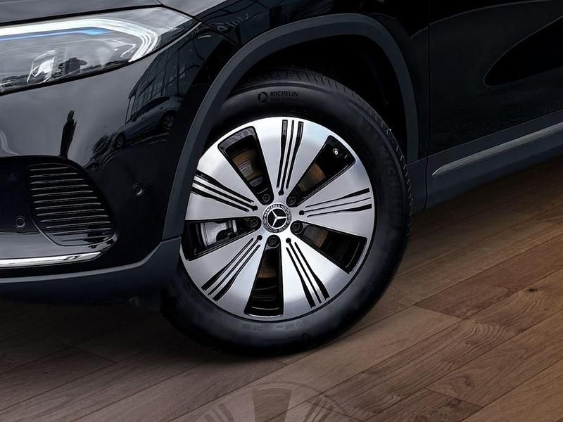 Gebraucht Mercedes EQA350 214 kW (292 PS) 2024 Schwarz SUV