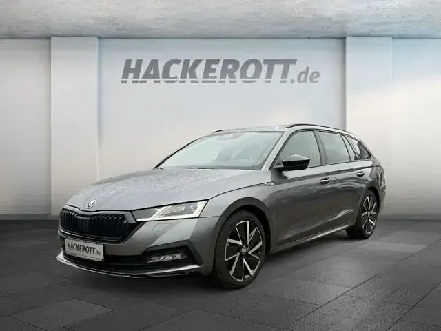 Gebraucht Skoda Octavia SportLine 150 PS (110 kW) 2022 Grau Kombi
