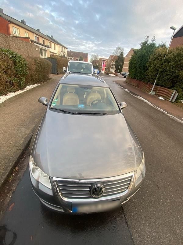 Gebraucht VW Passat 140 PS (102 kW) 2008 Silber Kombi