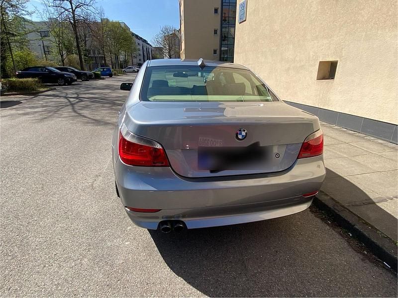 Gebraucht BMW 535 272 PS (200 kW) 2005 Grau Limousine