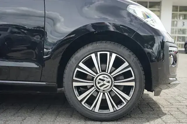 Gebraucht VW up! IQ Drive 60 PS (44 kW) 2019 Schwarz Kleinwagen