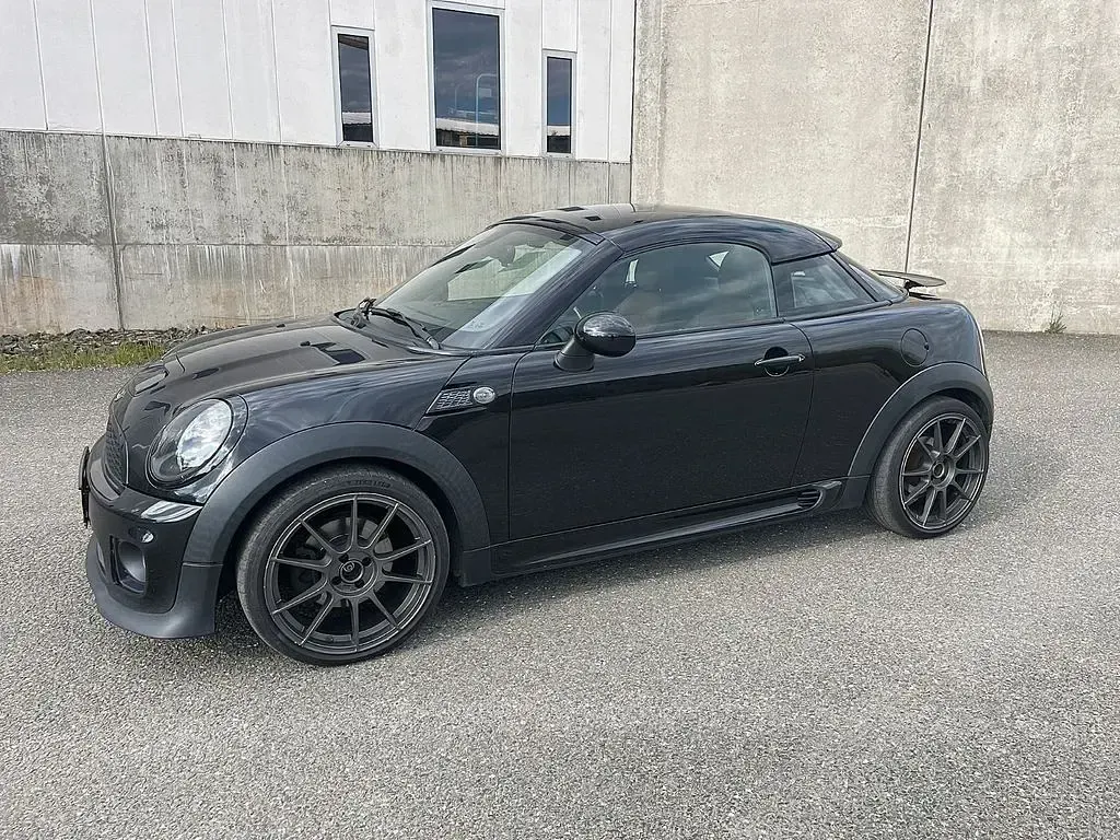 Gebraucht Mini Cooper SD 143 PS (105 kW) 2011 Schwarz Kleinwagen