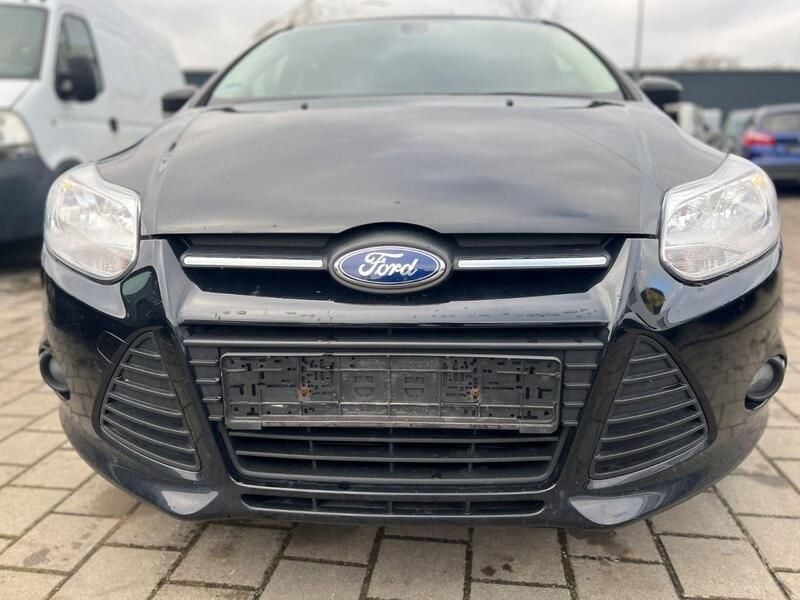 Gebraucht Ford Focus SYNC Edition 101 PS (74 kW) 2014 Schwarz Kombi