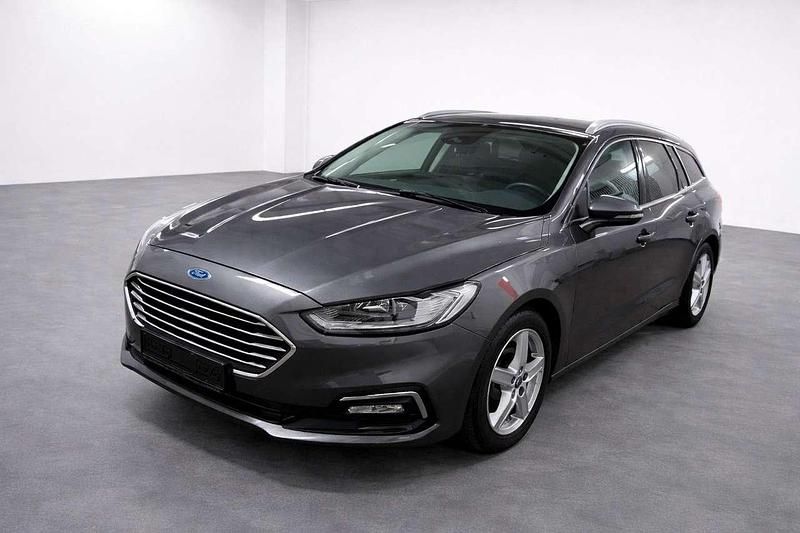 Gold Gebraucht 2022 Ford Mondeo Titanium Kombi | 16.450 € (Fairer Preis) - Bild 1/4