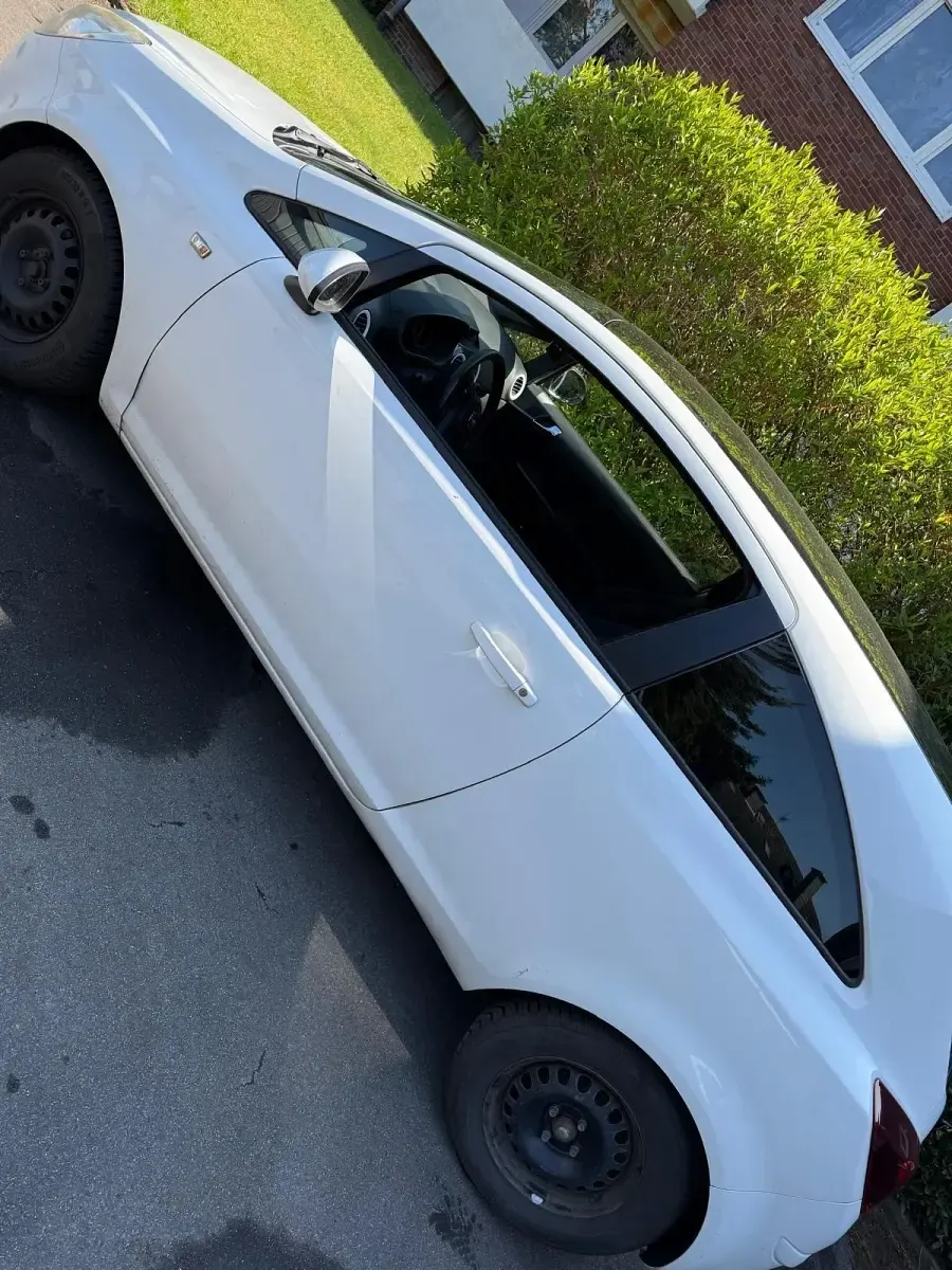Gebraucht Opel Corsa 101 PS (74 kW) 2010 Weiß Kleinwagen