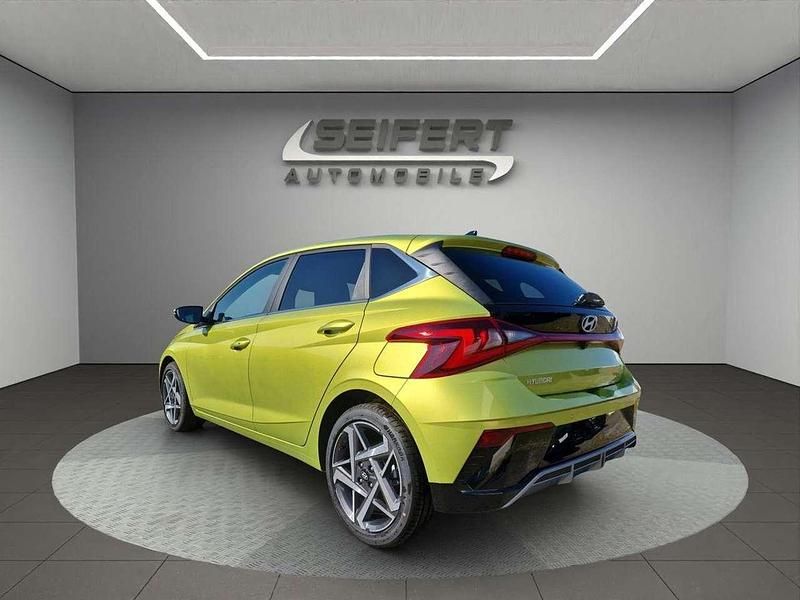 Neu Hyundai i20 Prime 101 PS (74 kW) 2025 Lucid lime / met Limousine