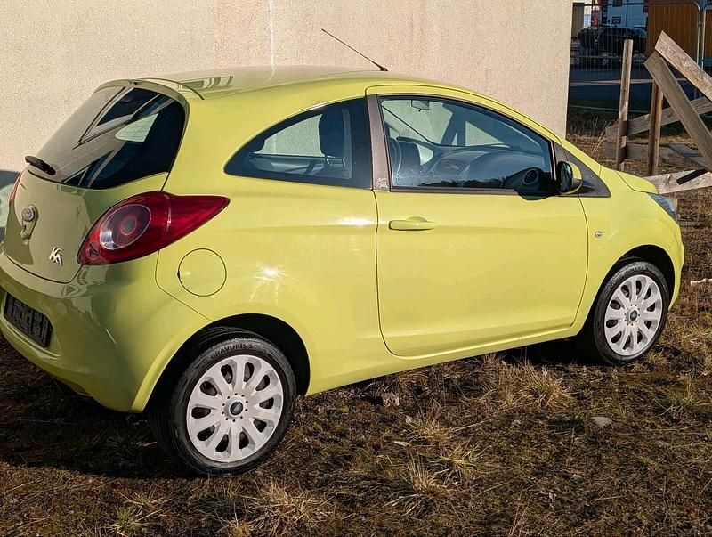 Gebraucht Ford Ka Titanium 70 PS (51 kW) 2009 Grün Kleinwagen