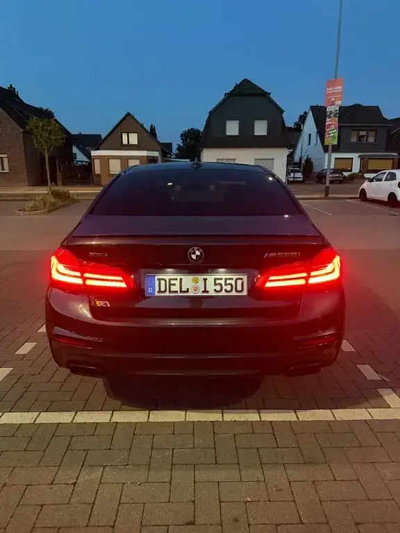 Gebraucht BMW M550 Performance 462 PS (339 kW) 2017 Schwarz Limousine