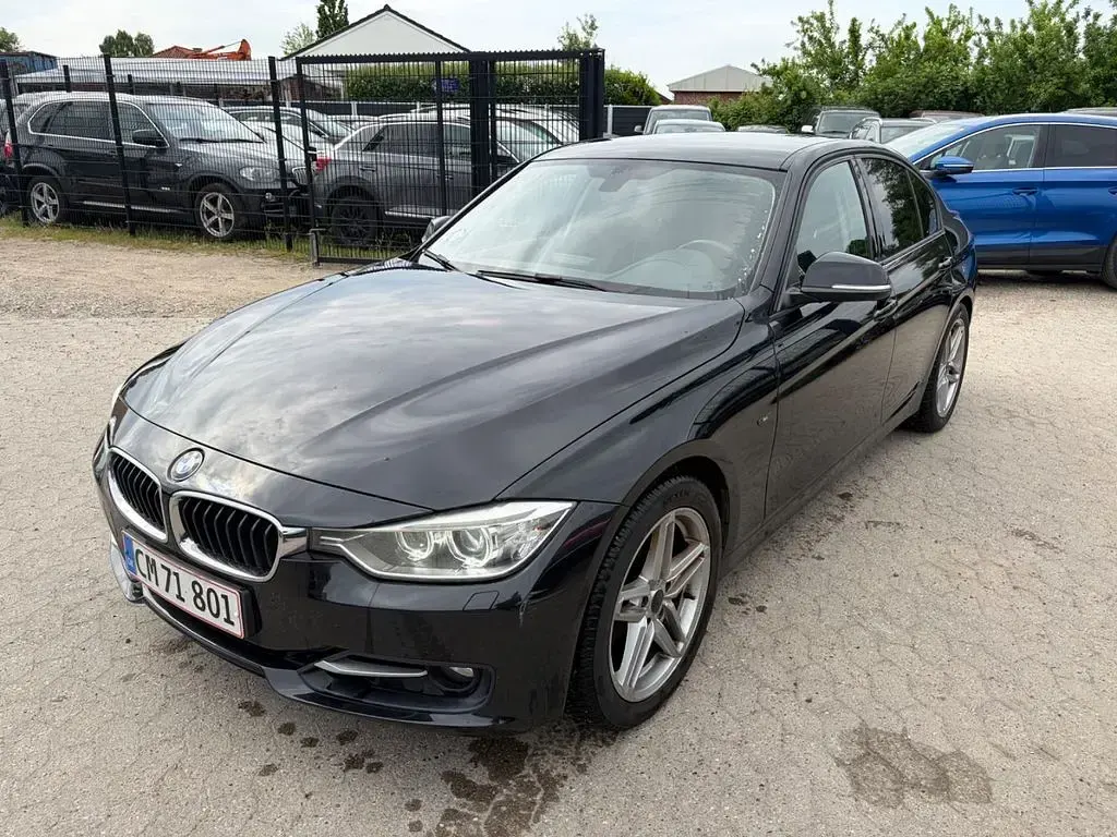 Gebraucht BMW 328 M Sport 245 PS (180 kW) 2012 Schwarz Limousine