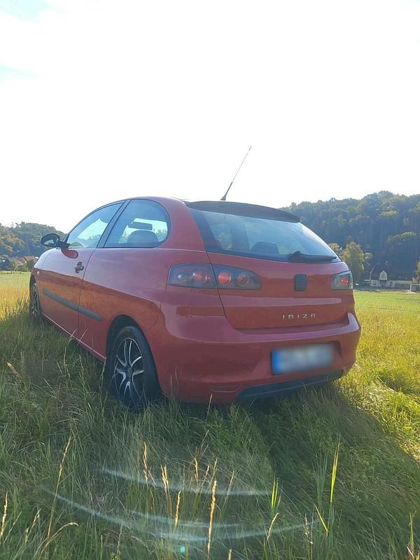 Gebraucht Seat Ibiza 60 PS (44 kW) 2008 Rot Kleinwagen