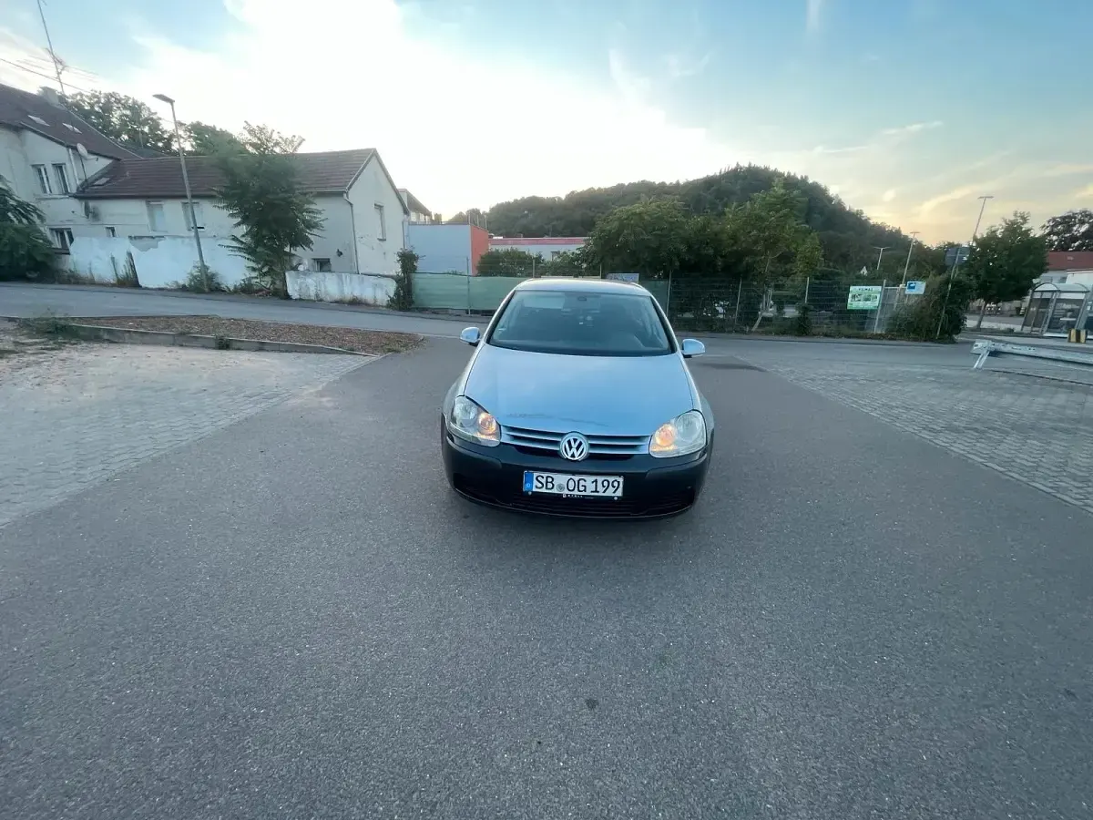 Gebraucht VW Golf VI 122 PS (89 kW) 2008 Blau Kleinwagen