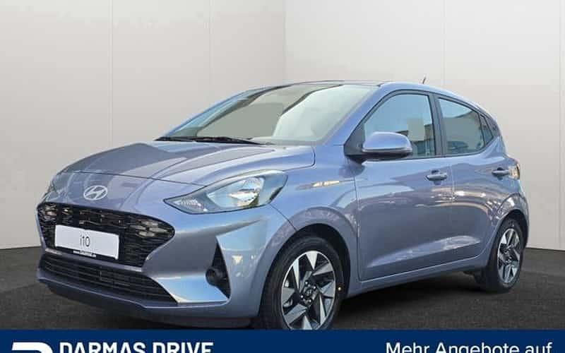 Blau Gebraucht 2024 Hyundai i10 Trend Kleinwagen | 15.490 € (Fairer Preis) - Bild 1/4