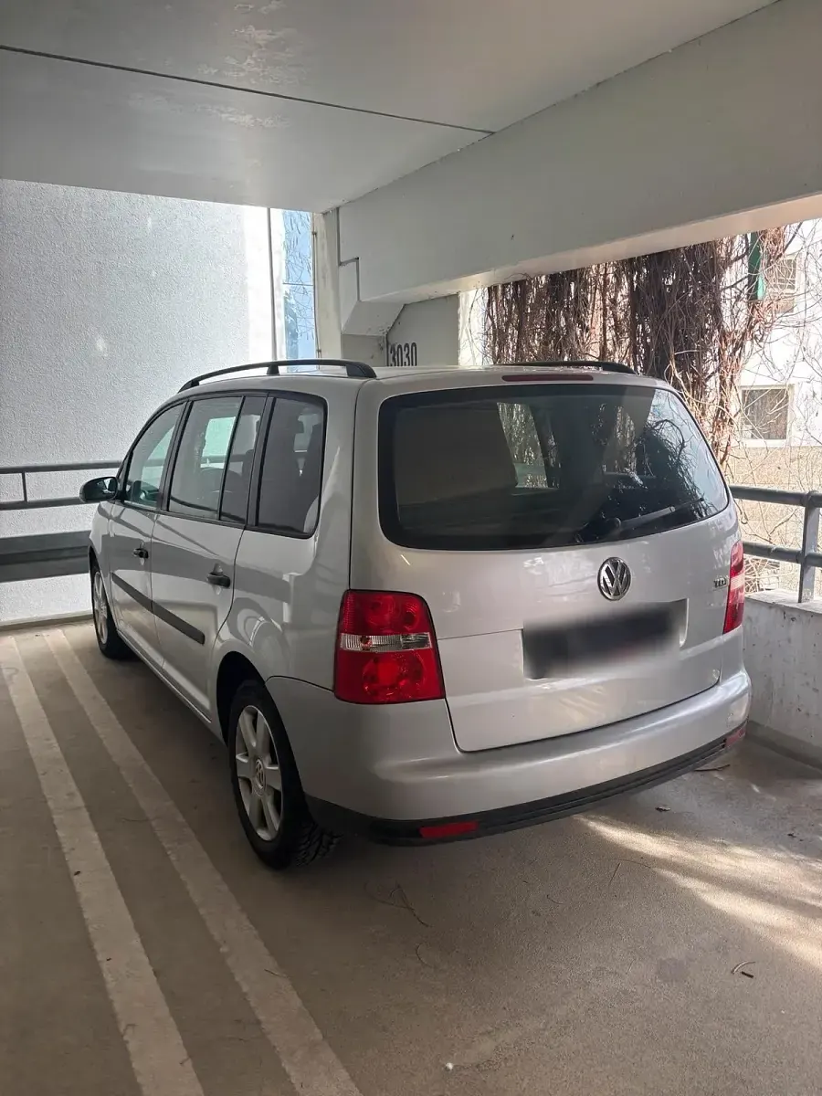 Gebraucht VW Touran 105 PS (77 kW) 2004 Grau Van / Kleinbus