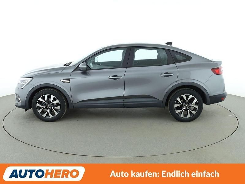 Gebraucht Renault Arkana Equilibre 140 PS (102 kW) 2023 Grau SUV