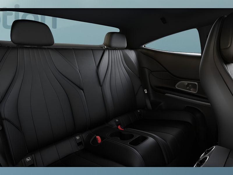 Gebraucht Mercedes CLE300 204 PS (150 kW) 2025 Weiß Coupé