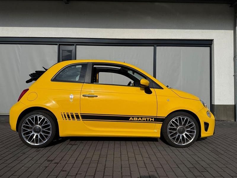 Gebraucht Abarth 595C 145 PS (106 kW) 2019 Gelb Cabrio