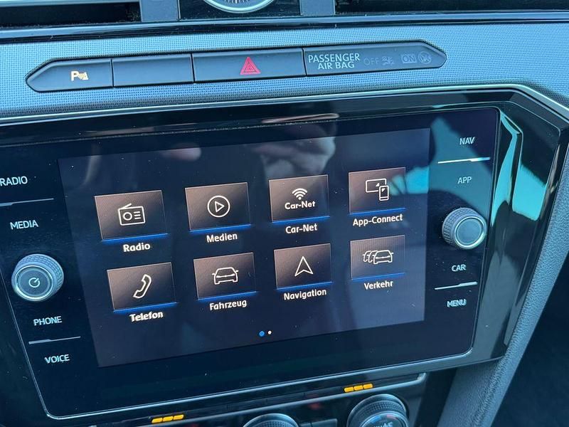 Gebraucht VW Passat R-line 150 PS (110 kW) 2017 Grau Kombi