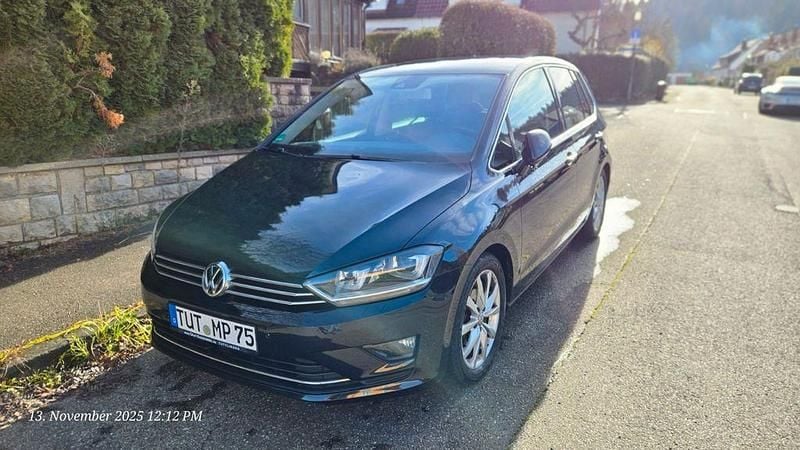 Schwarz Gebraucht 2015 VW Golf Sportsvan Highline Van / Kleinbus | 12.900 € (Guter Preis) - Bild 1/4