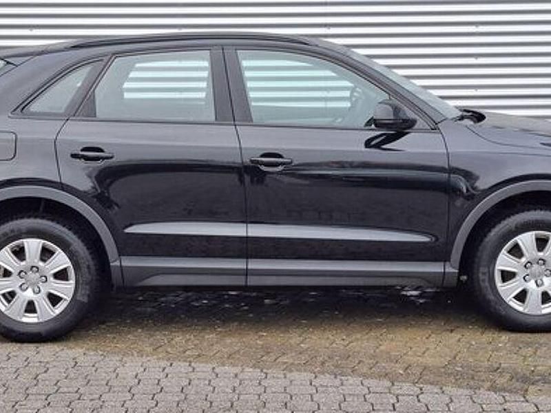Gebraucht Audi Q3 Comfort 150 PS (110 kW) 2017 Schwarz SUV
