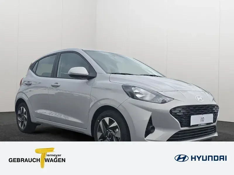 Gebraucht Hyundai i10 Trend 101 PS (74 kW) 2025 Grau Kleinwagen