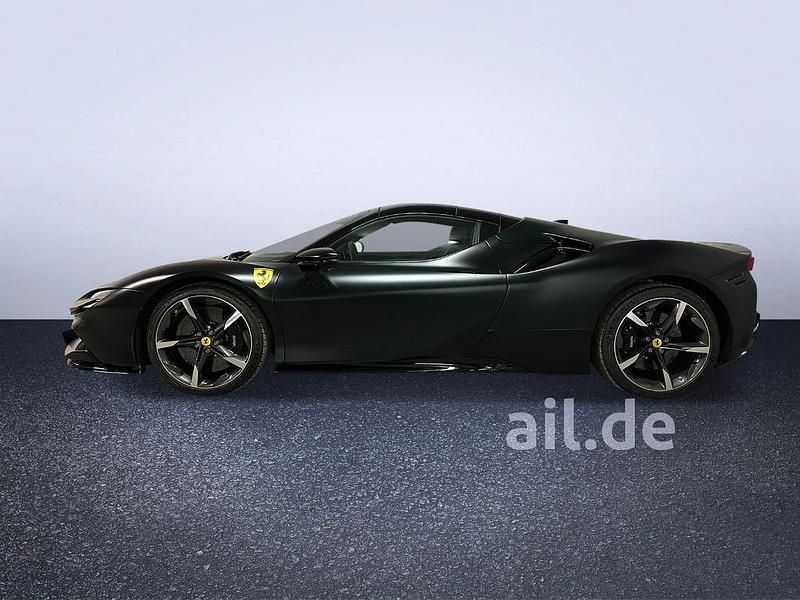 Gebraucht Ferrari SF90 999 PS (734 kW) 2023 Nero opaco Cabrio
