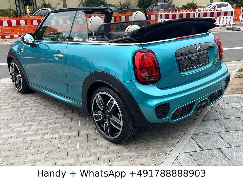 Gebraucht Mini John Cooper Works 231 PS (169 kW) 2019 Grün Kleinwagen