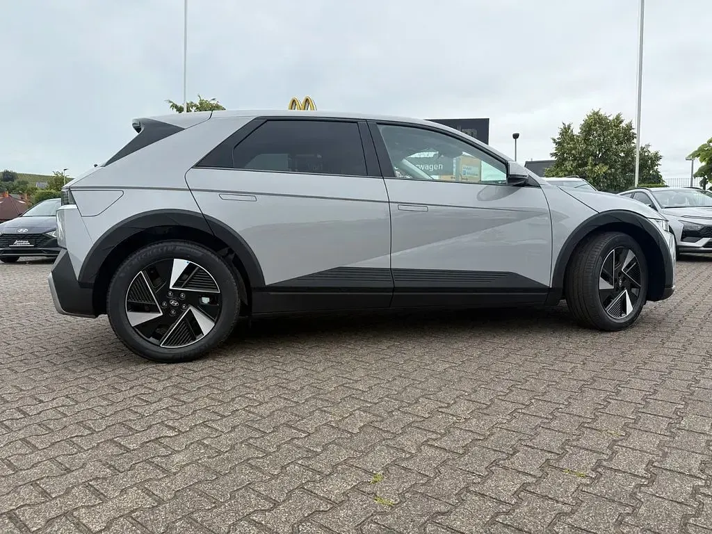 Neu Hyundai Ioniq 5 125 kW (170 PS) 2026 Grau SUV