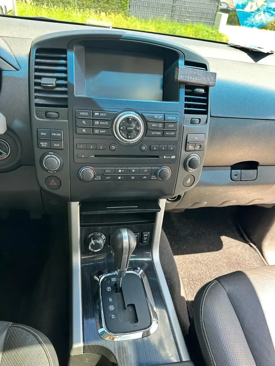 Gebraucht Nissan Pathfinder 231 PS (169 kW) 2012 Grau SUV