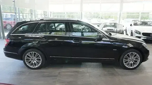 Gebraucht Mercedes C200 184 PS (135 kW) 2010 Schwarz Kombi