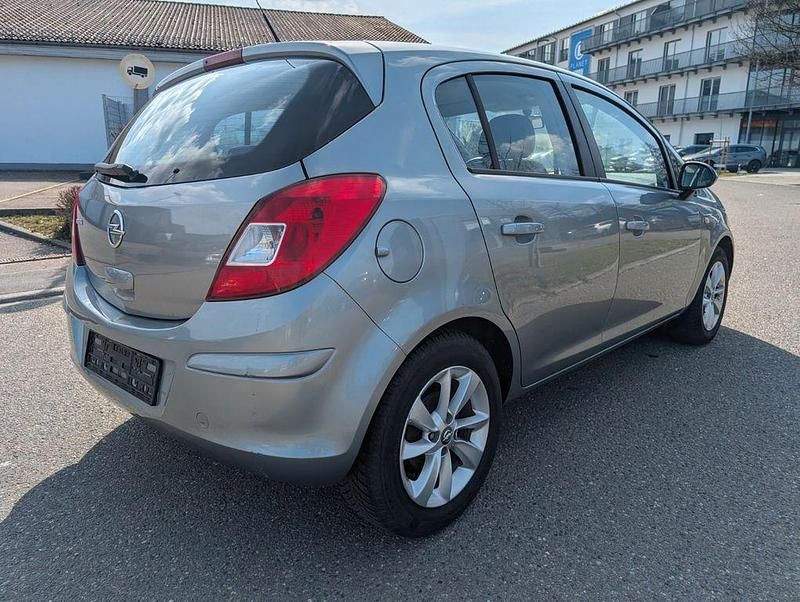 Gebraucht Opel Corsa Energy 86 PS (63 kW) 2014 Silber Kleinwagen
