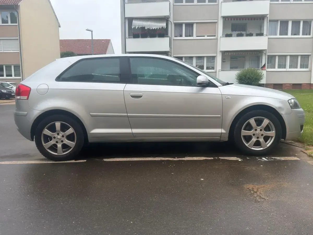 Gebraucht Audi A3 102 PS (75 kW) 2004 Silber Kleinwagen